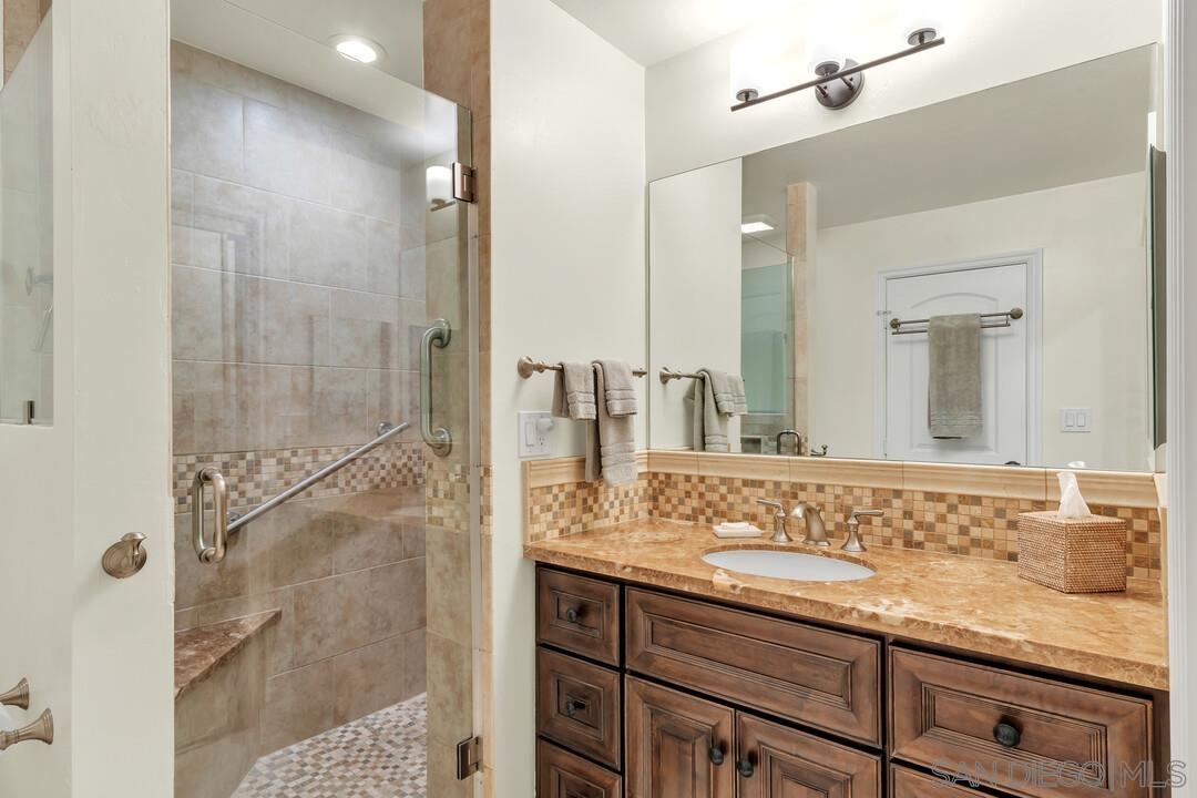 Detail Gallery Image 30 of 42 For 1155  Star Park Circle  1b,  Coronado,  CA 92118 - 2 Beds | 2 Baths