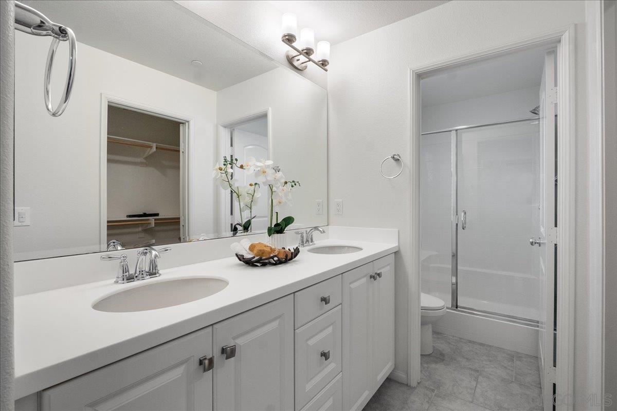 Detail Gallery Image 20 of 35 For 2325  Verano Way, Vista,  CA 92081 - 2 Beds | 2/1 Baths
