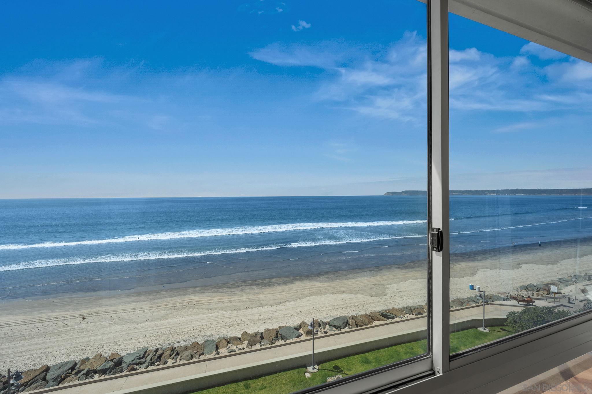 Detail Gallery Image 3 of 35 For 1760  Avenida Del Mundo  #406,  Coronado,  CA 92118 - 2 Beds | 2 Baths