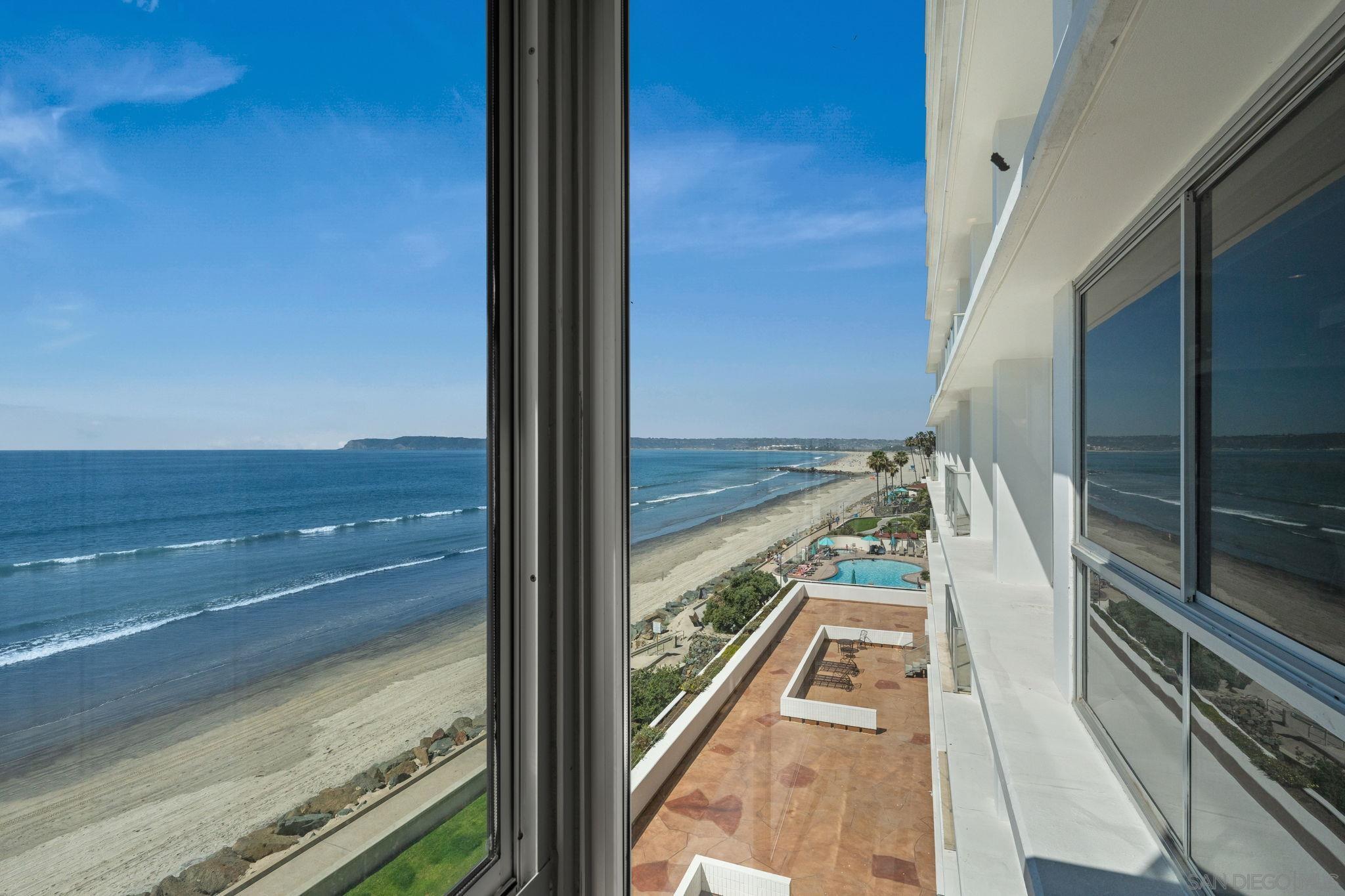 Detail Gallery Image 6 of 35 For 1760  Avenida Del Mundo  #406,  Coronado,  CA 92118 - 2 Beds | 2 Baths