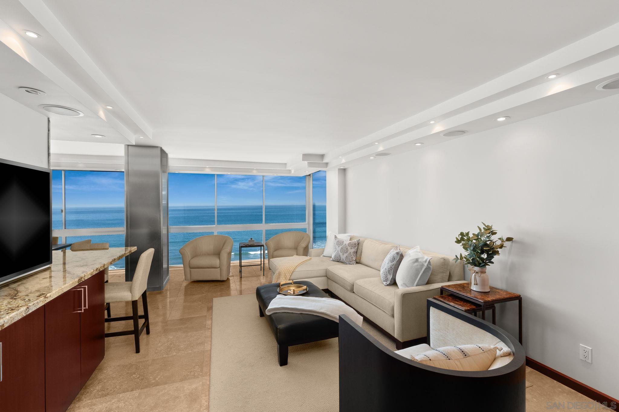 Detail Gallery Image 9 of 35 For 1760  Avenida Del Mundo  #406,  Coronado,  CA 92118 - 2 Beds | 2 Baths