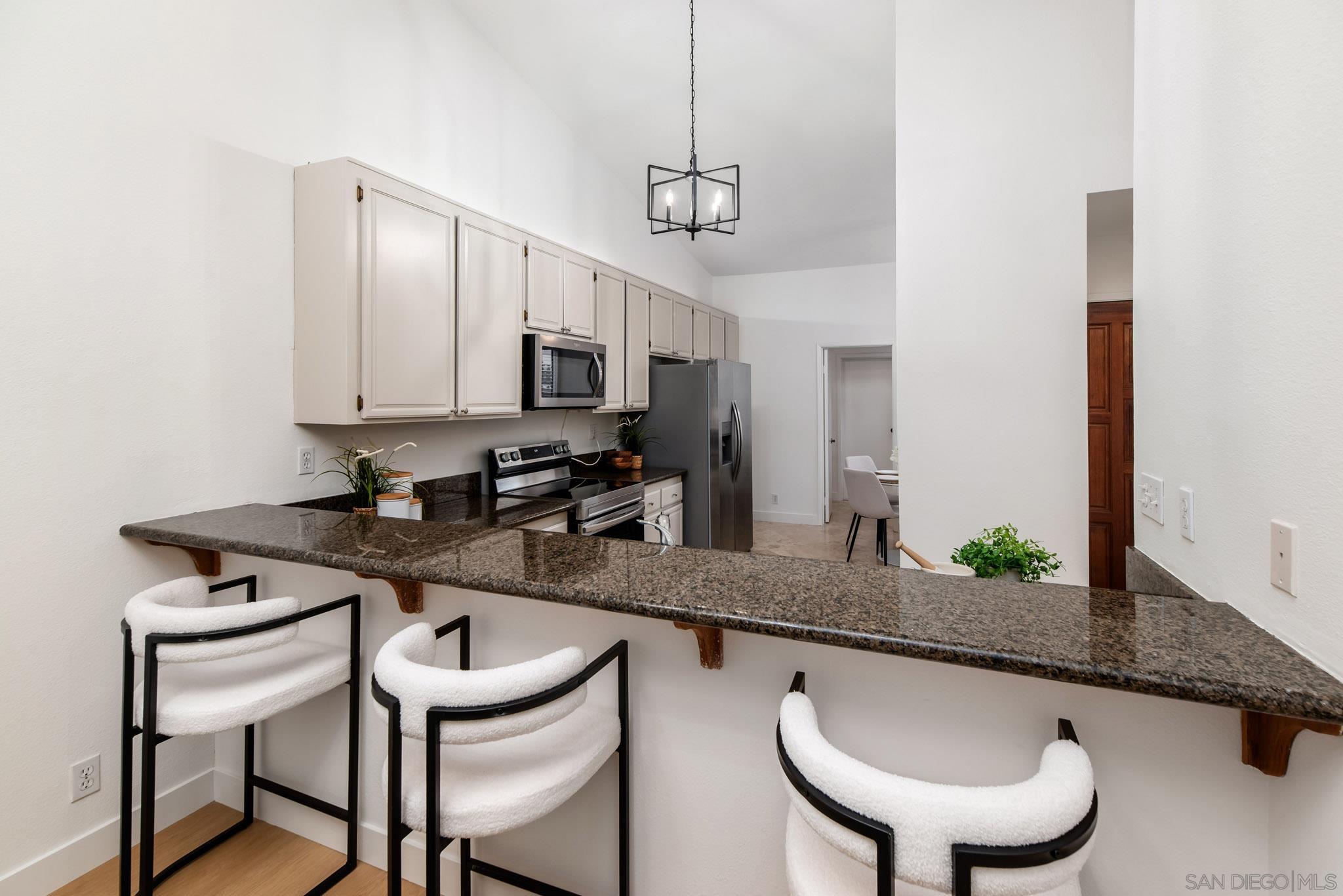 Detail Gallery Image 14 of 51 For 17922  Avenida Cordillera  #258,  San Diego,  CA 92128 - 2 Beds | 2 Baths