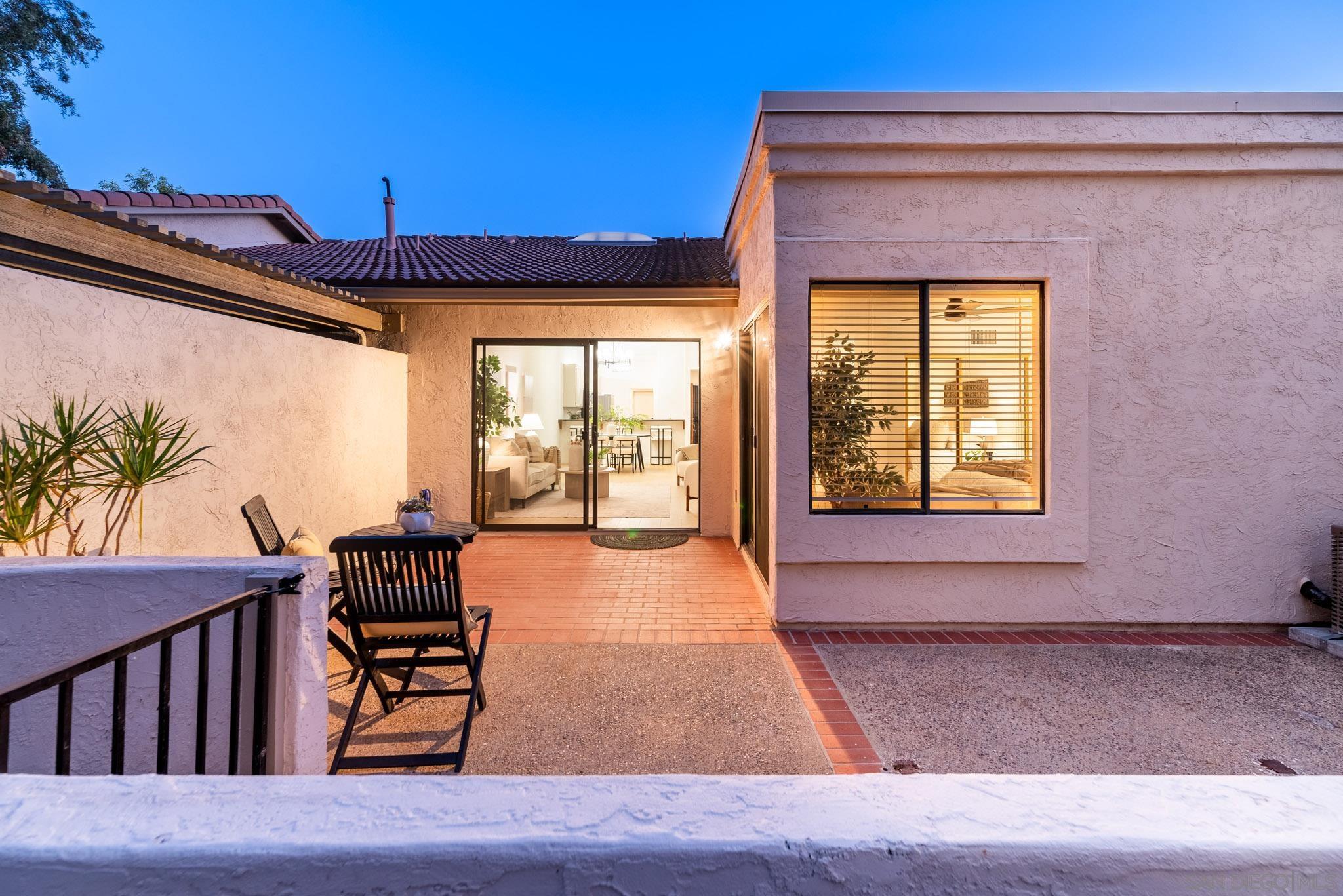 Detail Gallery Image 28 of 51 For 17922  Avenida Cordillera  #258,  San Diego,  CA 92128 - 2 Beds | 2 Baths