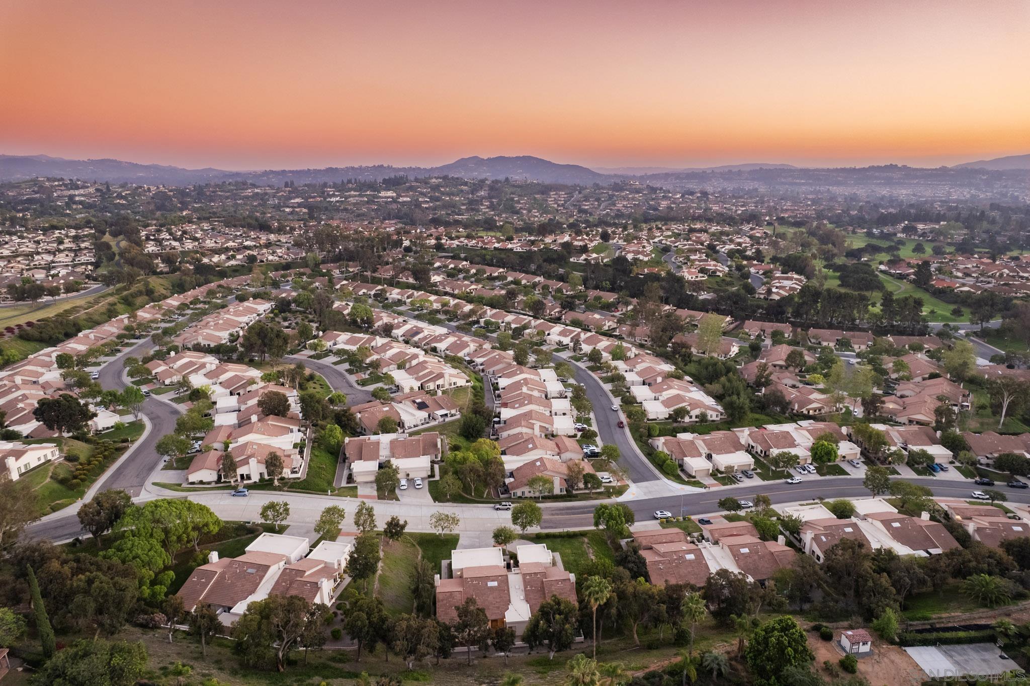 Detail Gallery Image 40 of 51 For 17922  Avenida Cordillera  #258,  San Diego,  CA 92128 - 2 Beds | 2 Baths