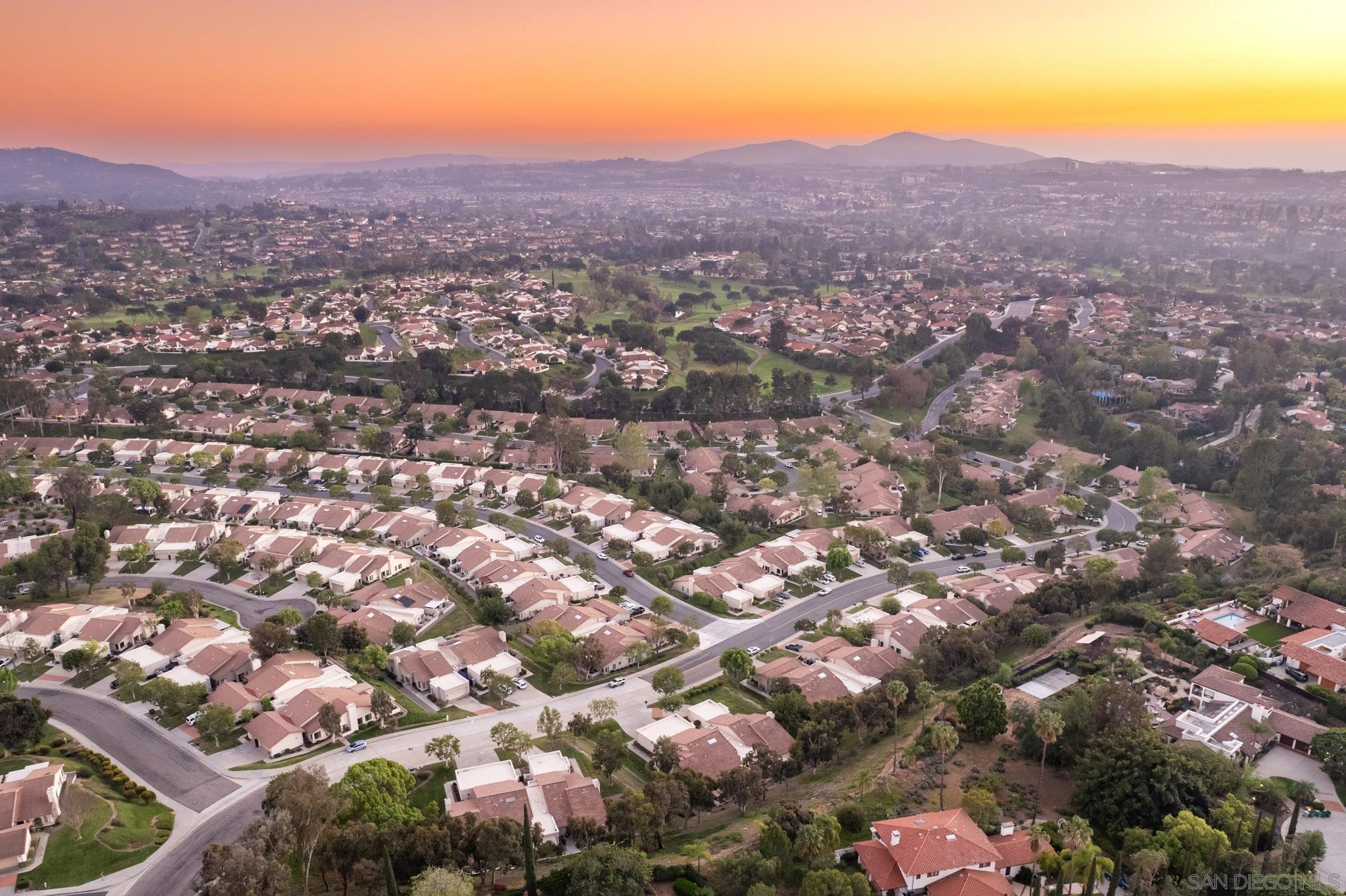 Detail Gallery Image 45 of 51 For 17922  Avenida Cordillera  #258,  San Diego,  CA 92128 - 2 Beds | 2 Baths