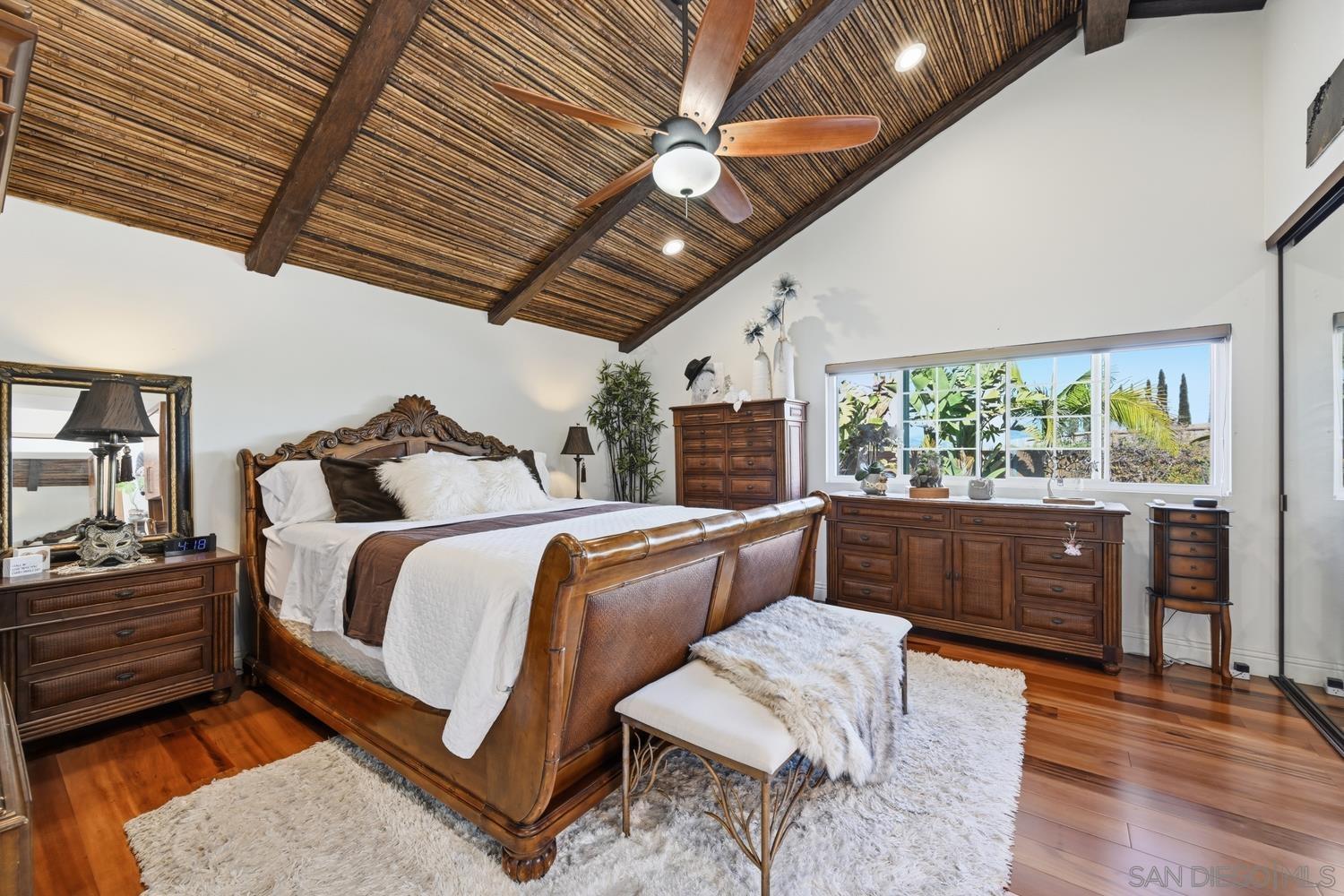 Detail Gallery Image 21 of 41 For 14265  Manzella, San Diego,  CA 92129 - 5 Beds | 3 Baths