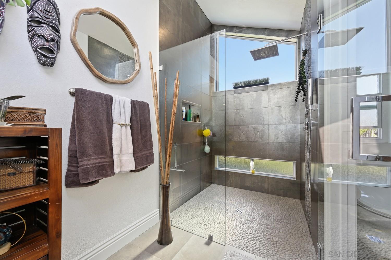 Detail Gallery Image 24 of 41 For 14265  Manzella, San Diego,  CA 92129 - 5 Beds | 3 Baths