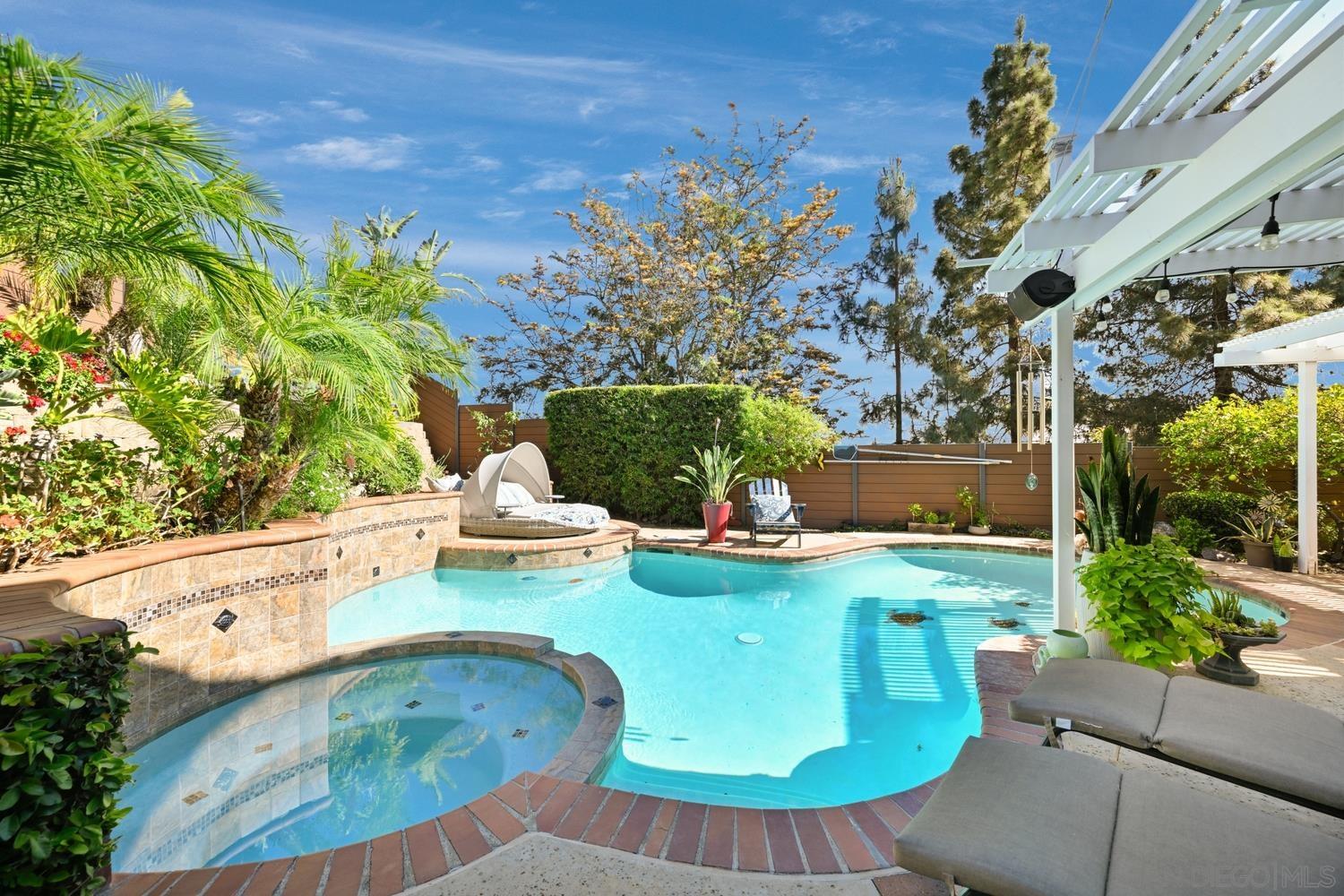 Detail Gallery Image 31 of 41 For 14265  Manzella, San Diego,  CA 92129 - 5 Beds | 3 Baths