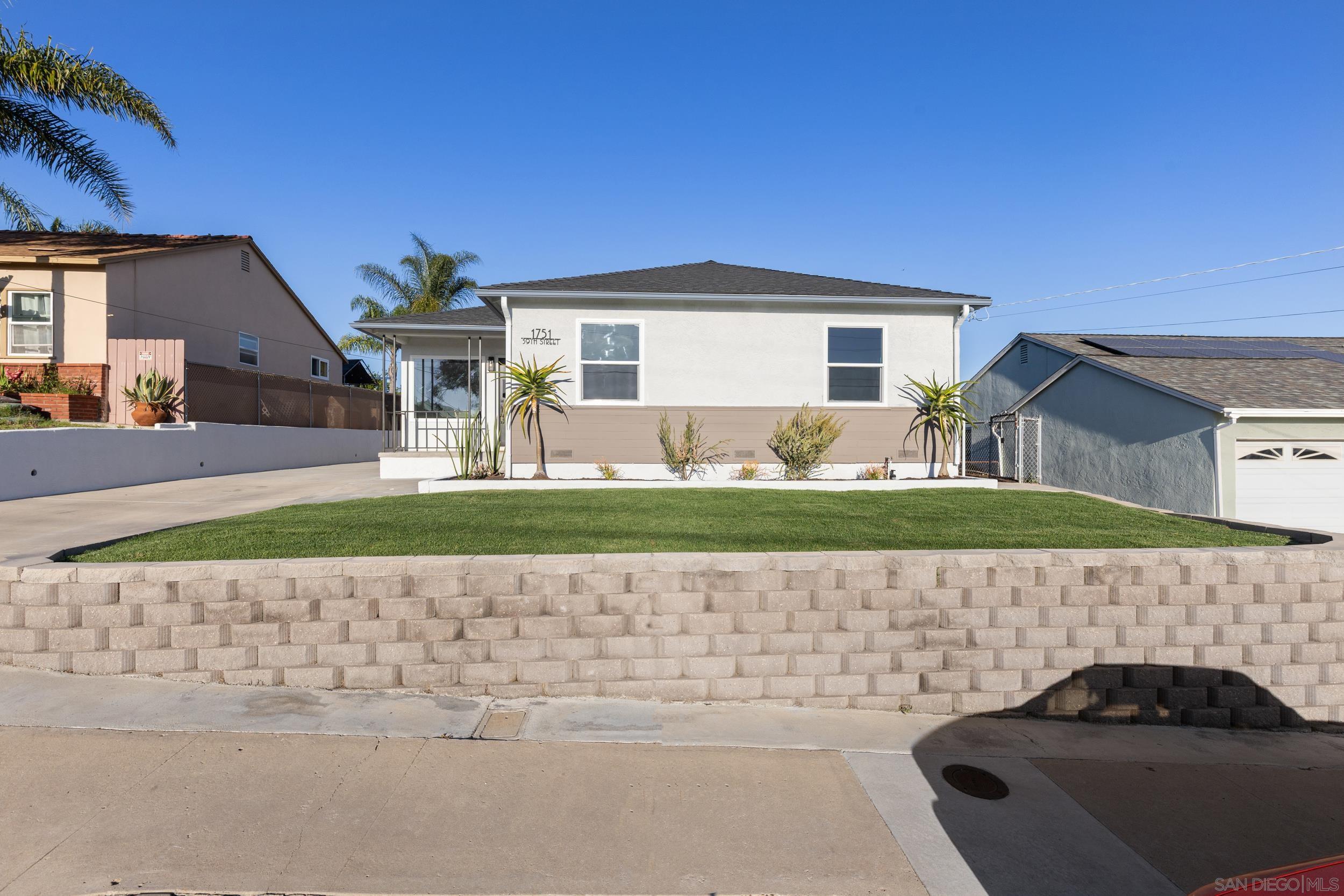 Detail Gallery Image 2 of 21 For 1751  39th St, San Diego,  CA 92105 - 3 Beds | 2 Baths