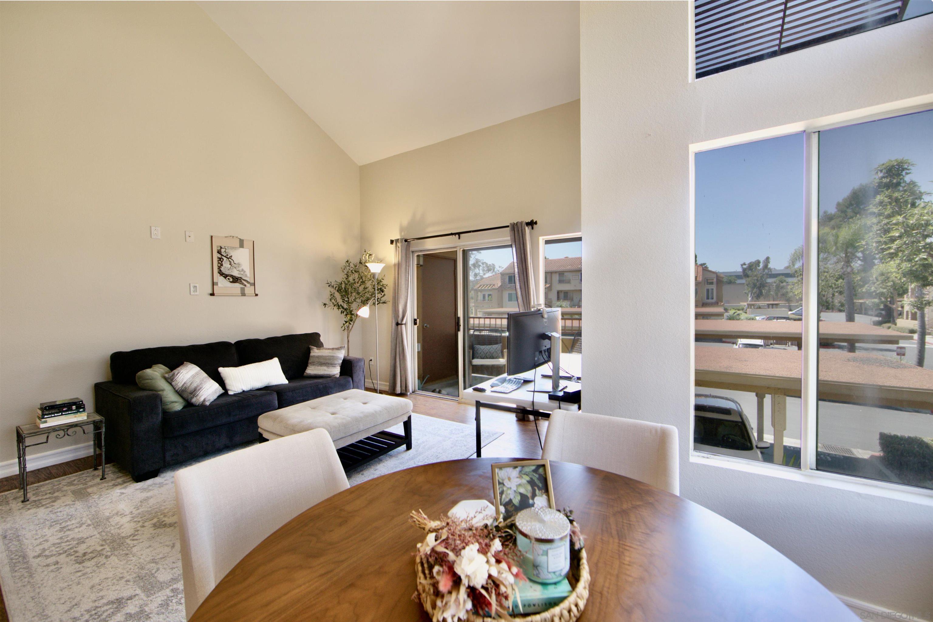 Detail Gallery Image 2 of 32 For 15283  Maturin Dr  #71,  San Diego,  CA 92127 - 2 Beds | 2 Baths