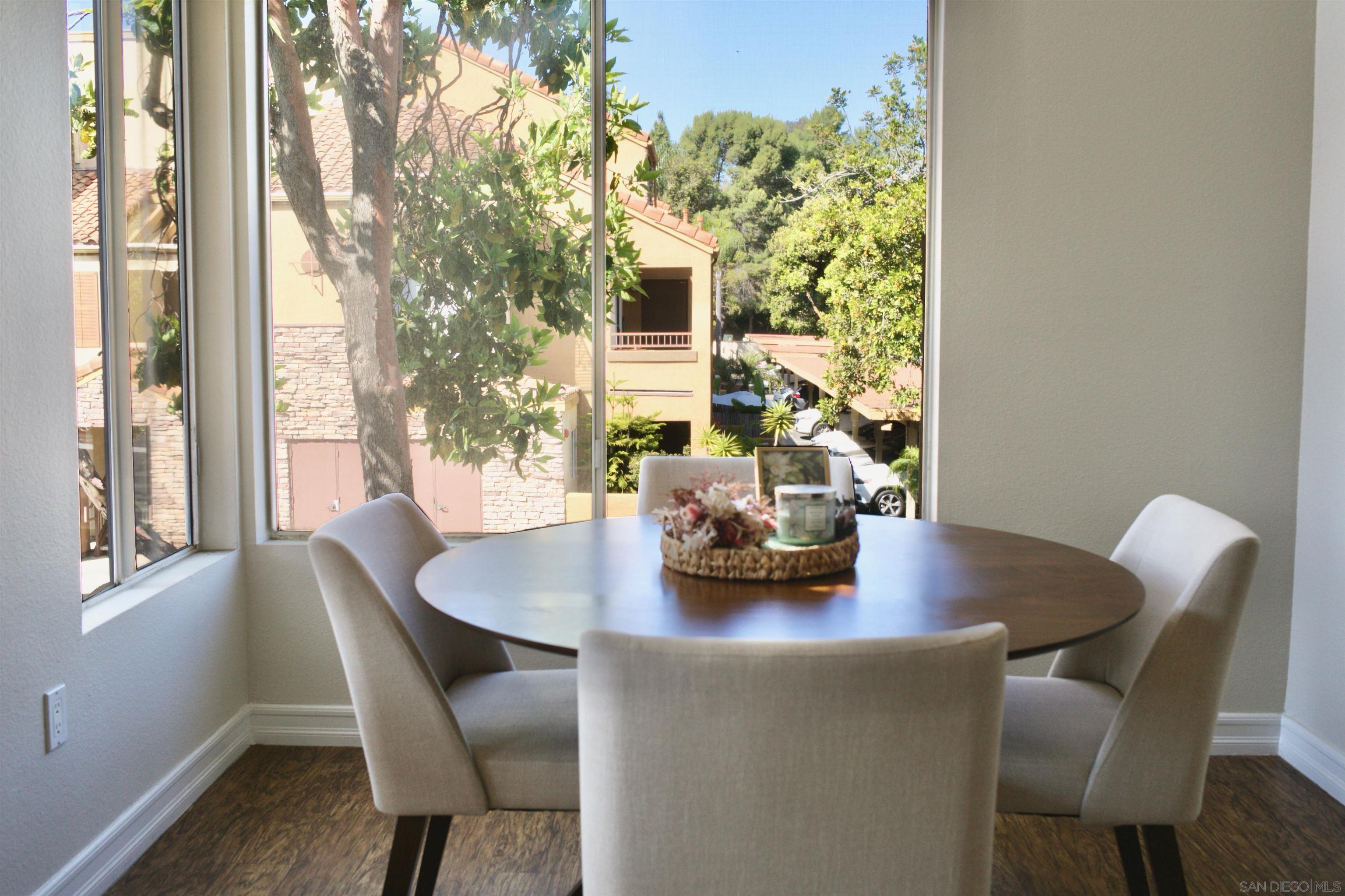 Detail Gallery Image 6 of 32 For 15283  Maturin Dr  #71,  San Diego,  CA 92127 - 2 Beds | 2 Baths