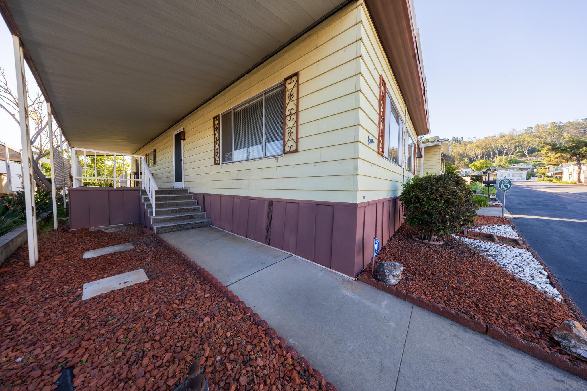 Detail Gallery Image 5 of 18 For 1440 S Orange Ave  29, El Cajon,  CA 92020 - 2 Beds | 2 Baths