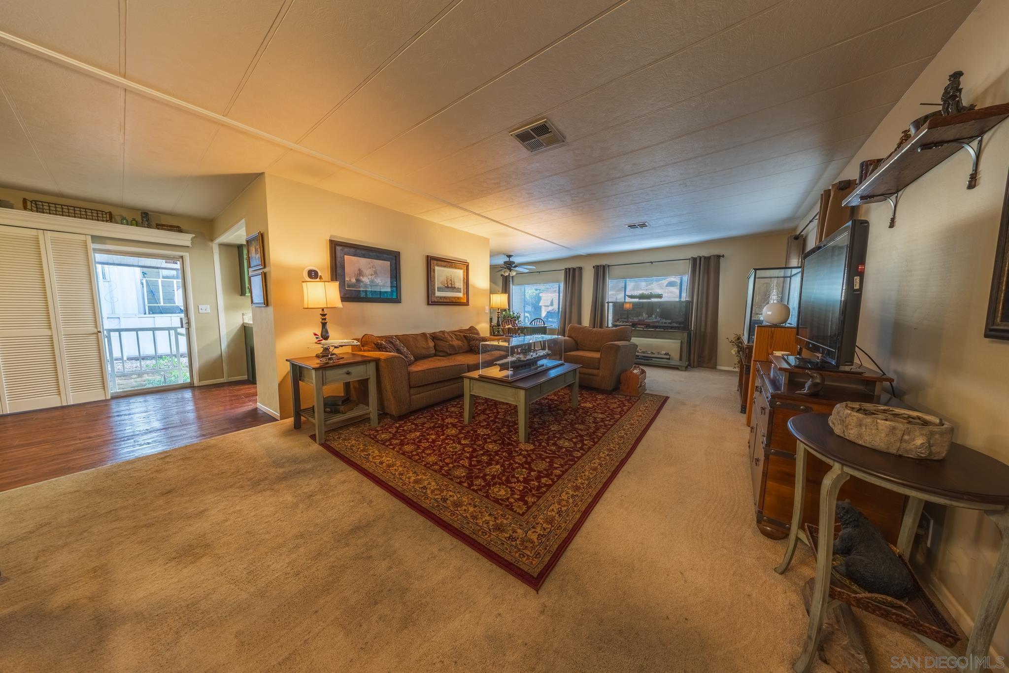 Detail Gallery Image 8 of 18 For 1440 S Orange Ave  29, El Cajon,  CA 92020 - 2 Beds | 2 Baths