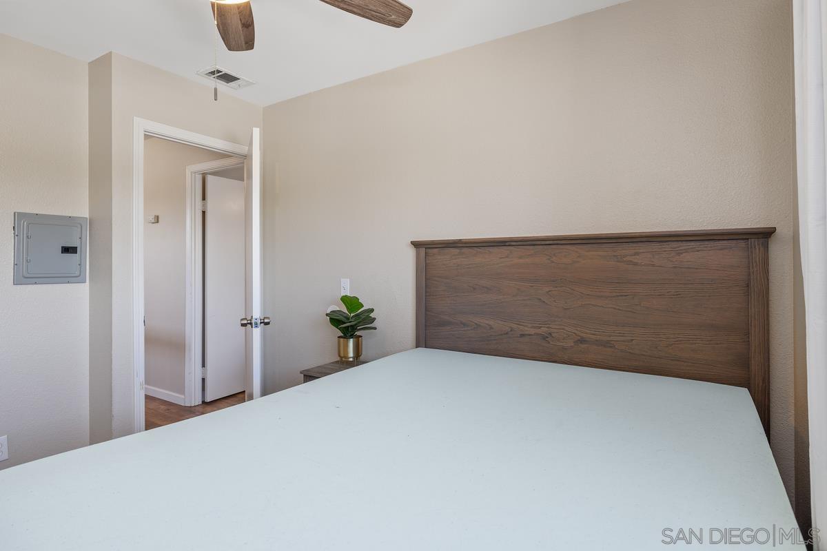 Detail Gallery Image 23 of 29 For 8860  Tamberly  #C,  Santee,  CA 92071 - 2 Beds | 1/1 Baths
