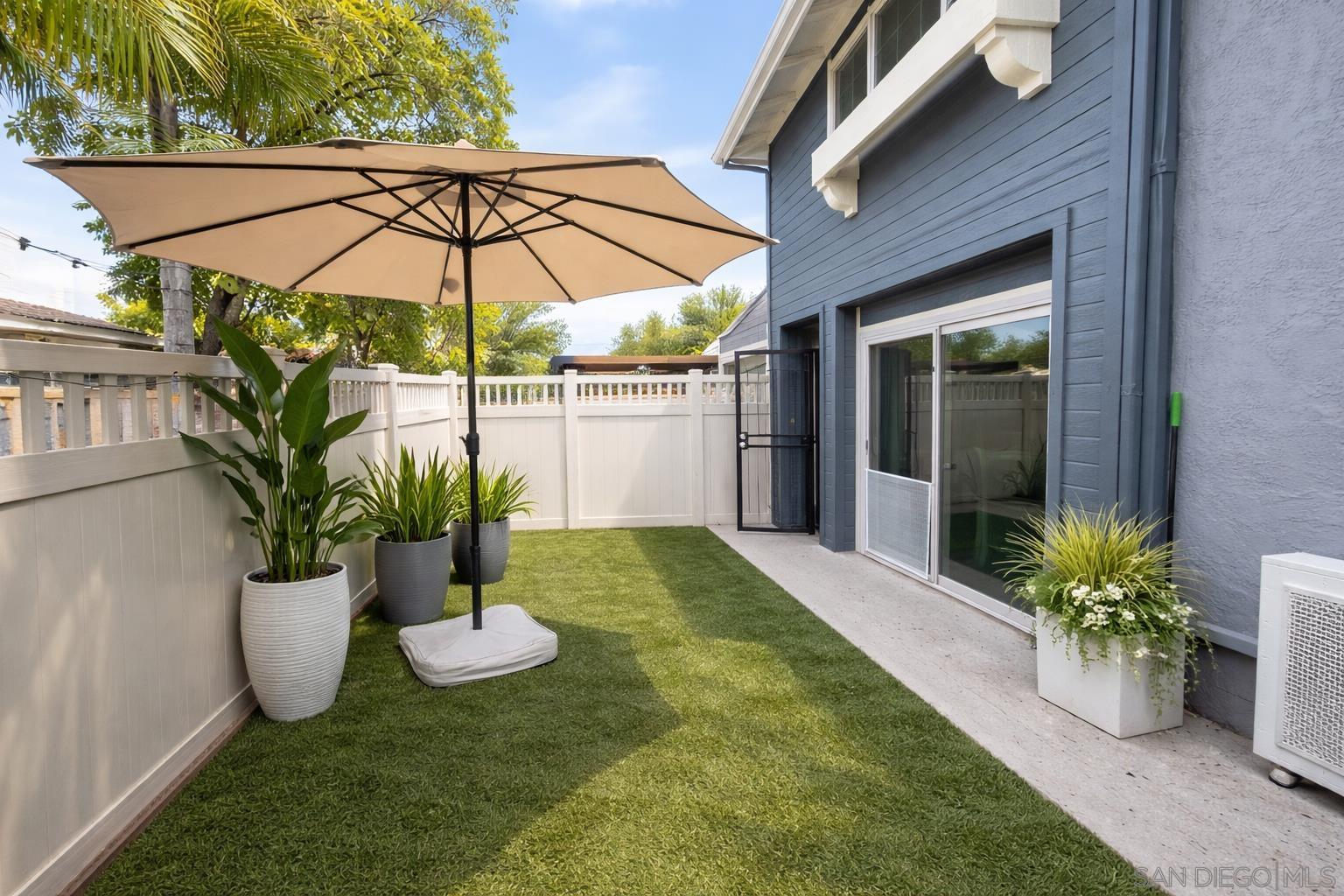 Detail Gallery Image 27 of 29 For 8860  Tamberly  #C,  Santee,  CA 92071 - 2 Beds | 1/1 Baths