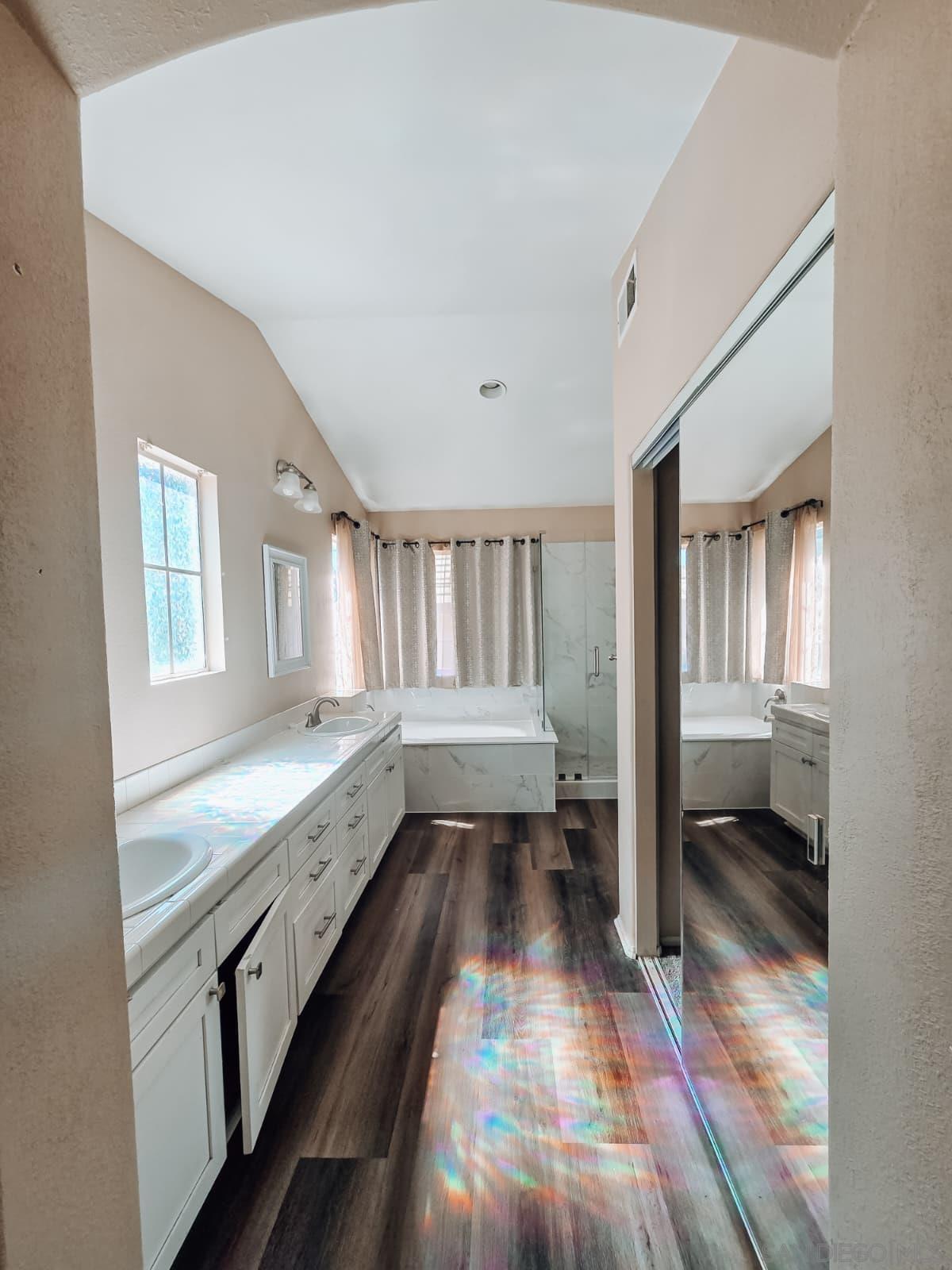 Detail Gallery Image 10 of 24 For 2340  Eastridge, Chula Vista,  CA 91915 - 4 Beds | 2/1 Baths