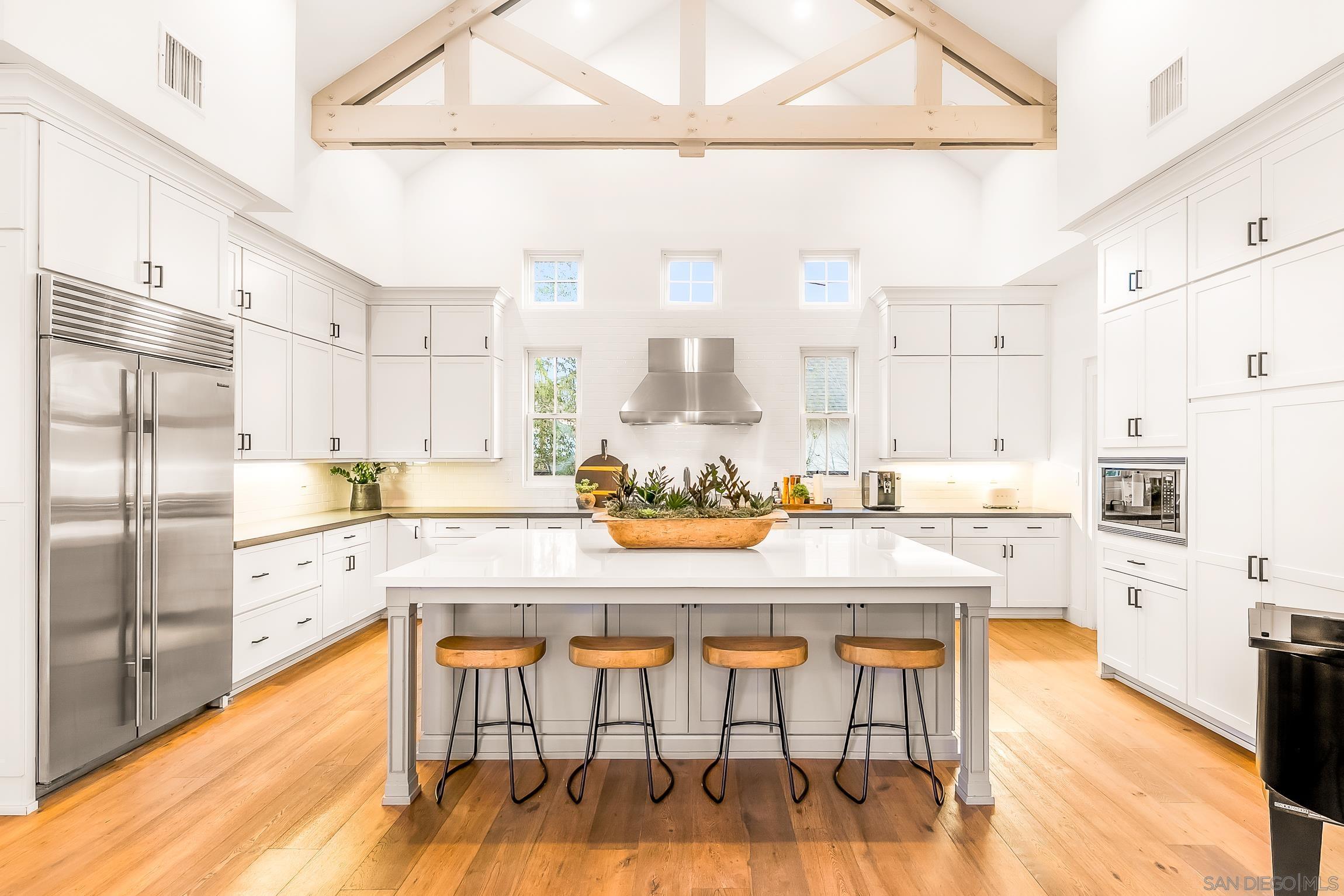 Detail Gallery Image 18 of 74 For 1245  Canton Ct, Encinitas,  CA 92024 - 5 Beds | 4/1 Baths