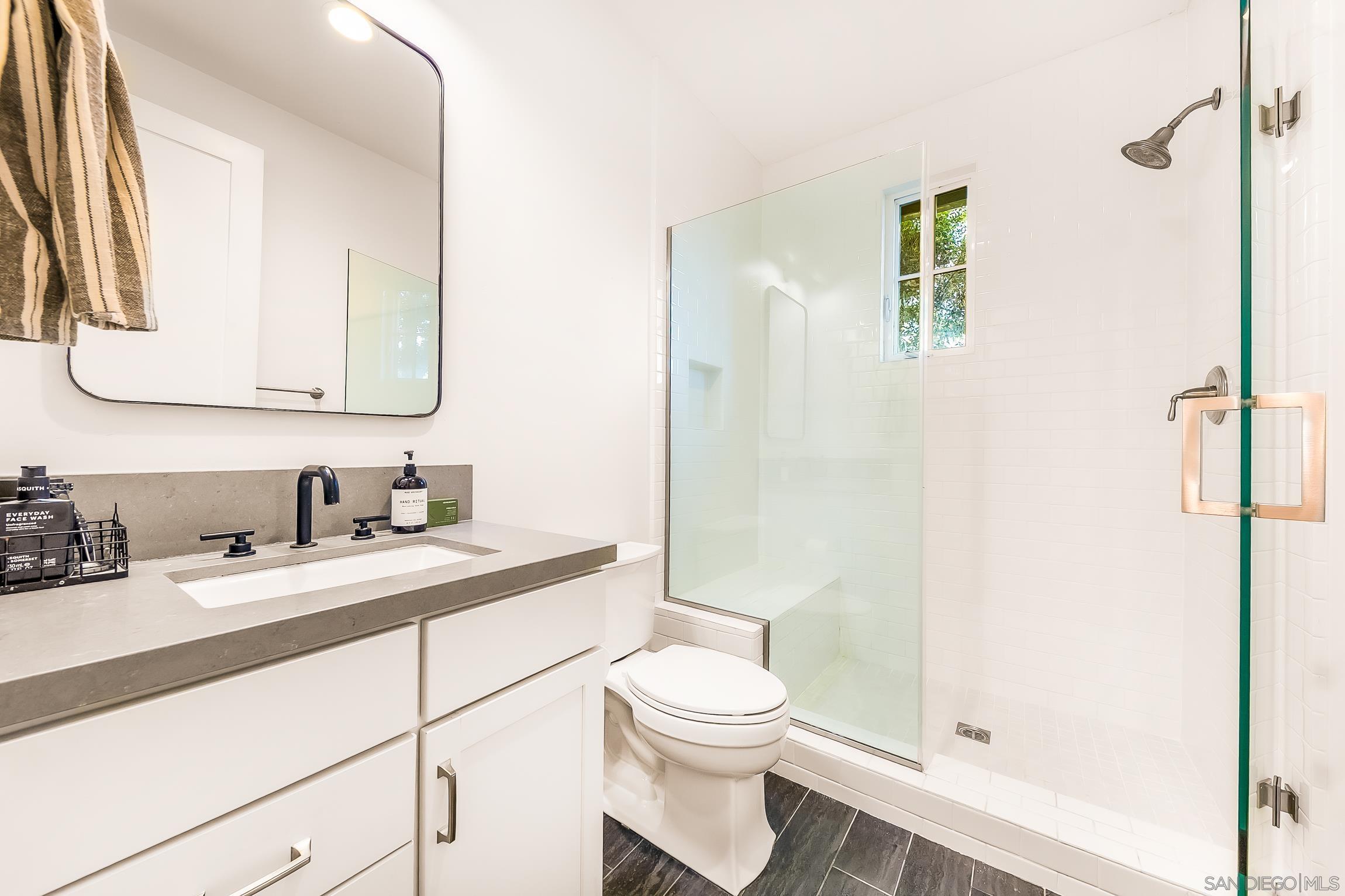 Detail Gallery Image 49 of 74 For 1245  Canton Ct, Encinitas,  CA 92024 - 5 Beds | 4/1 Baths