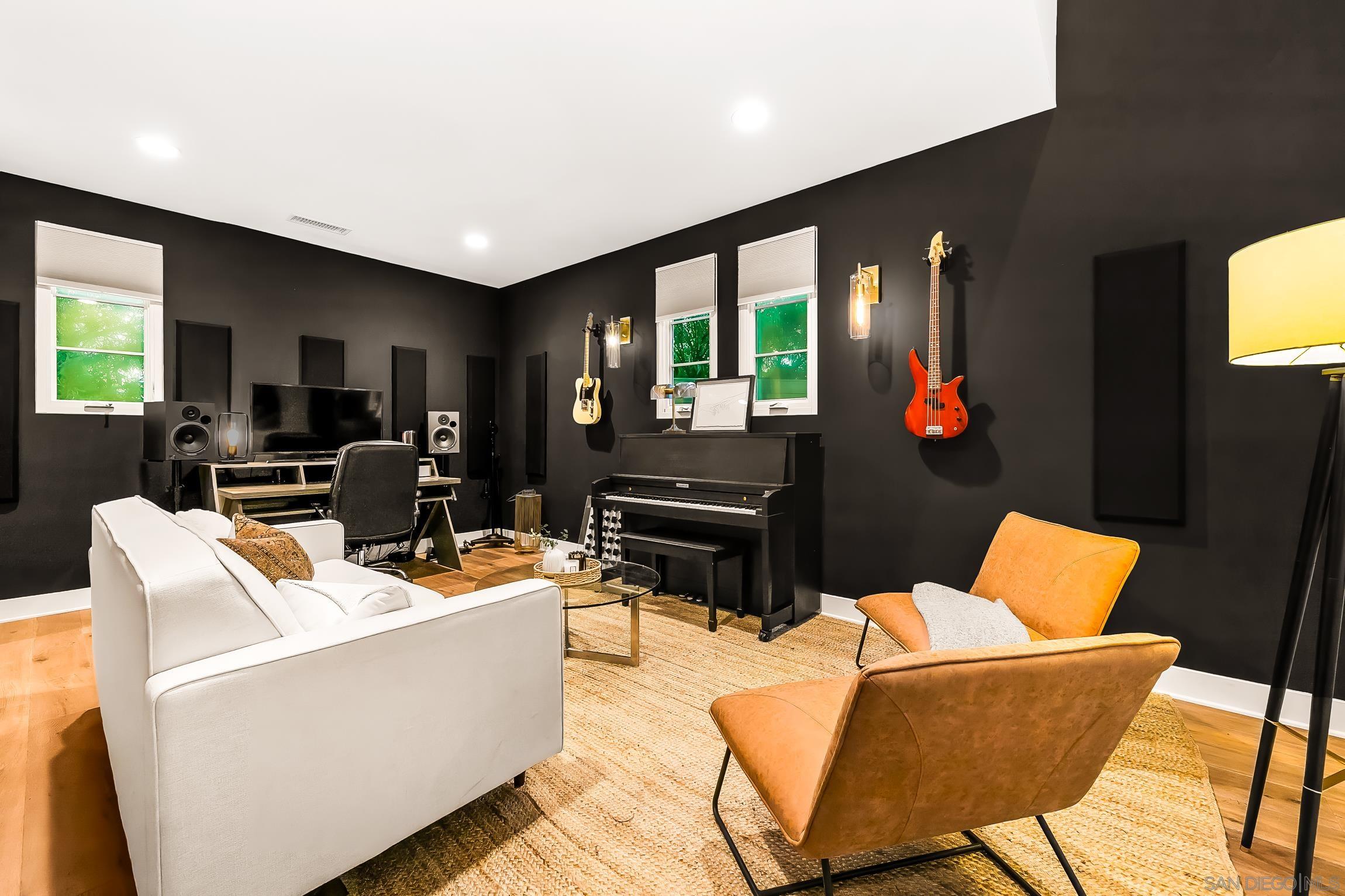 Detail Gallery Image 55 of 74 For 1245  Canton Ct, Encinitas,  CA 92024 - 5 Beds | 4/1 Baths