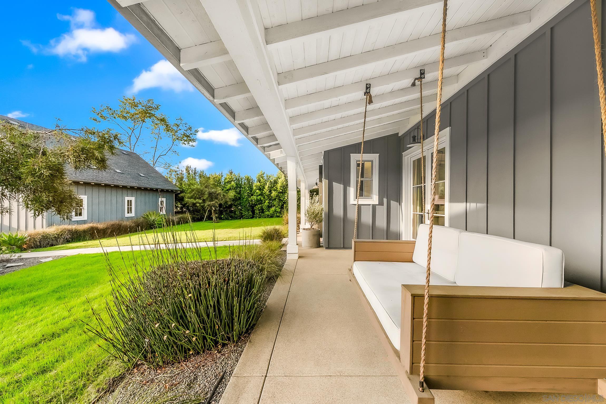 Detail Gallery Image 8 of 74 For 1245  Canton Ct, Encinitas,  CA 92024 - 5 Beds | 4/1 Baths