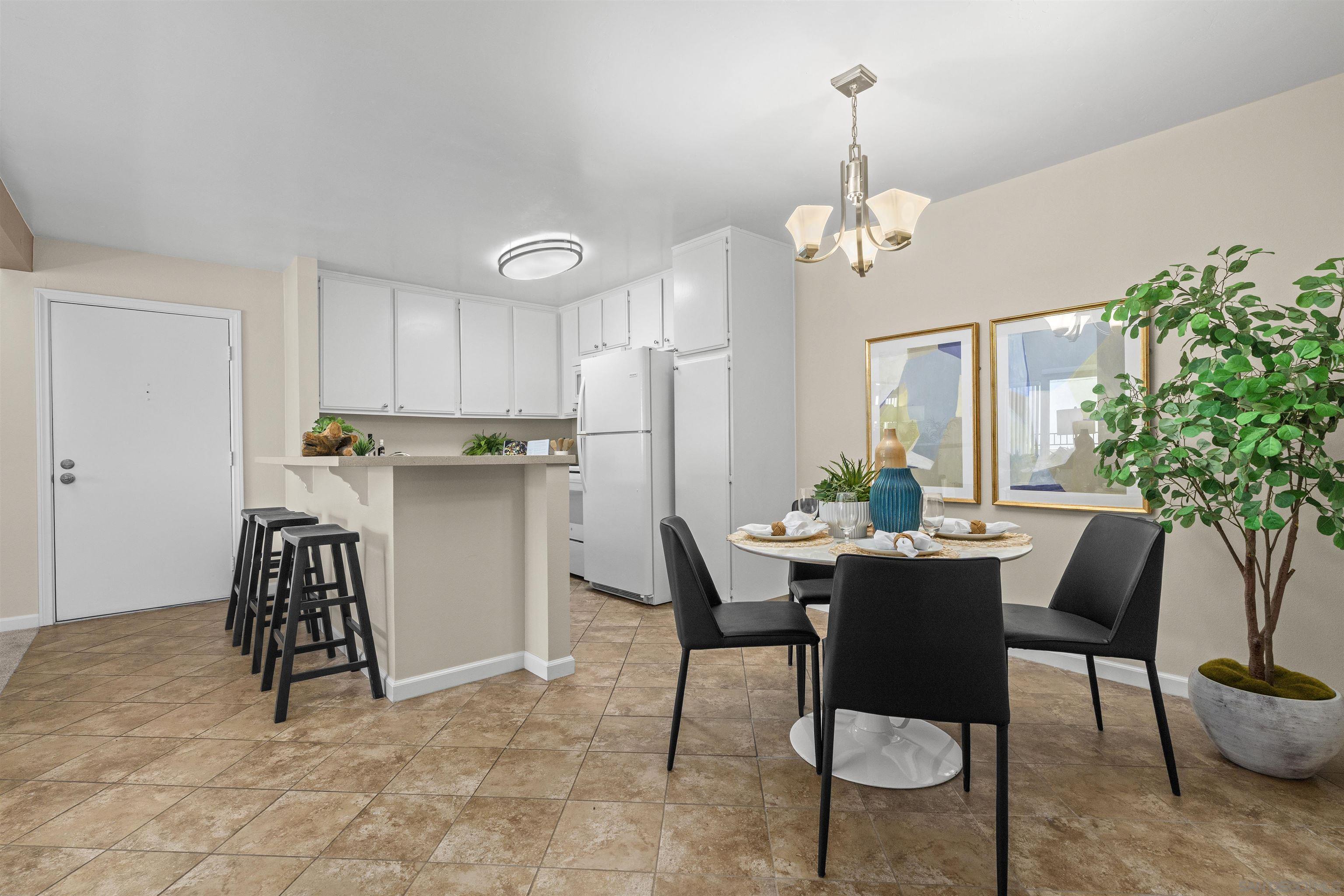 Detail Gallery Image 14 of 57 For 3583  Ruffin Rd  #210,  San Diego,  CA 92123 - 3 Beds | 2 Baths