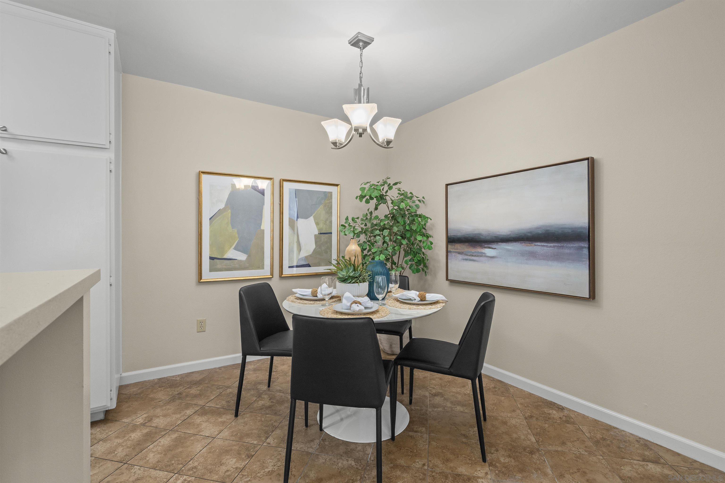 Detail Gallery Image 15 of 57 For 3583  Ruffin Rd  #210,  San Diego,  CA 92123 - 3 Beds | 2 Baths