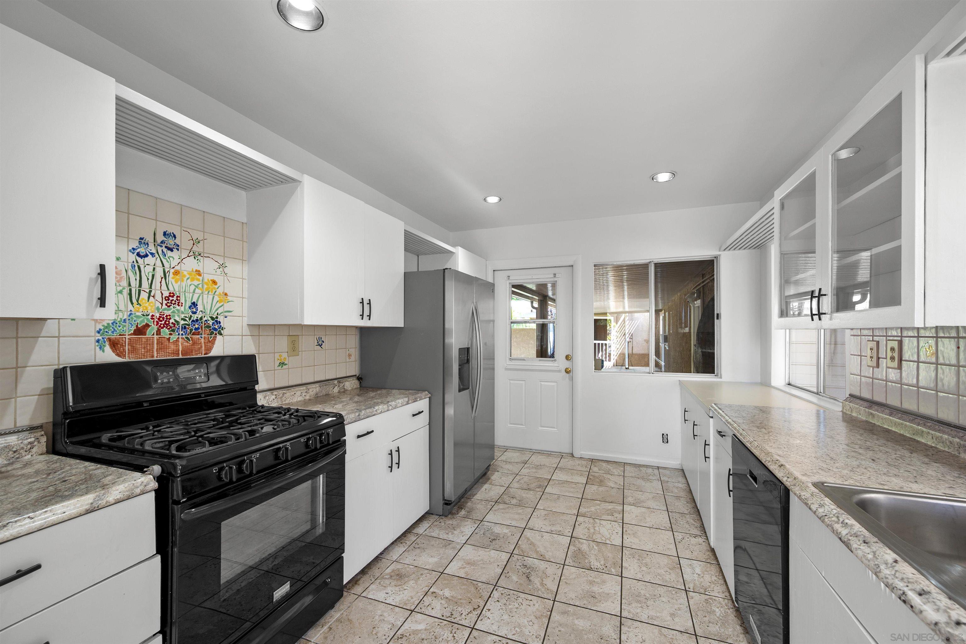 Detail Gallery Image 14 of 57 For 3527  Mississippi St, San Diego,  CA 92104 - 3 Beds | 1 Baths