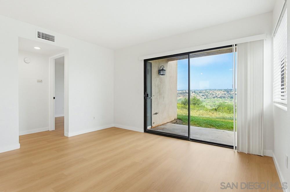 Detail Gallery Image 10 of 35 For 32024  Del Cielo Oeste  #19,  Bonsall,  CA 92003 - 2 Beds | 2 Baths