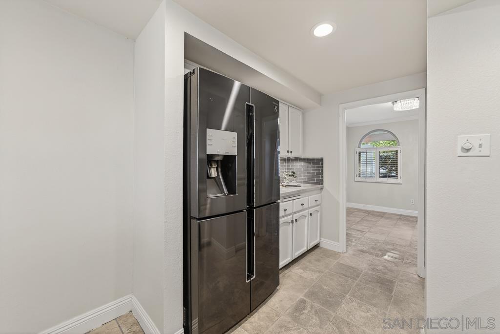 Detail Gallery Image 20 of 69 For 12242  Paseo Lucido  B, San Diego,  CA 92128 - 4 Beds | 3 Baths