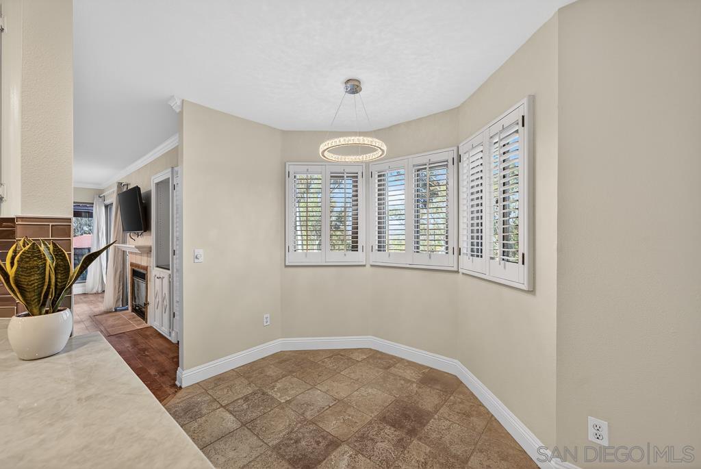 Detail Gallery Image 24 of 69 For 12242  Paseo Lucido  B, San Diego,  CA 92128 - 4 Beds | 3 Baths