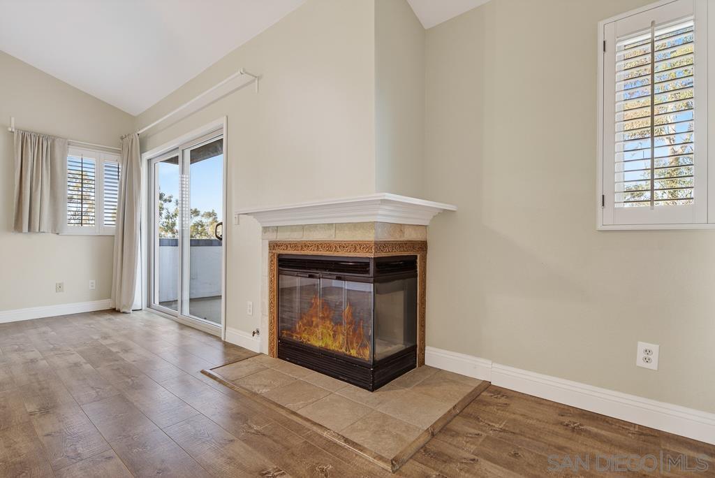 Detail Gallery Image 33 of 69 For 12242  Paseo Lucido  B, San Diego,  CA 92128 - 4 Beds | 3 Baths