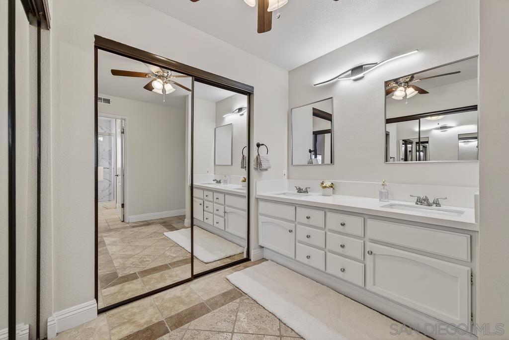 Detail Gallery Image 35 of 69 For 12242  Paseo Lucido  B, San Diego,  CA 92128 - 4 Beds | 3 Baths