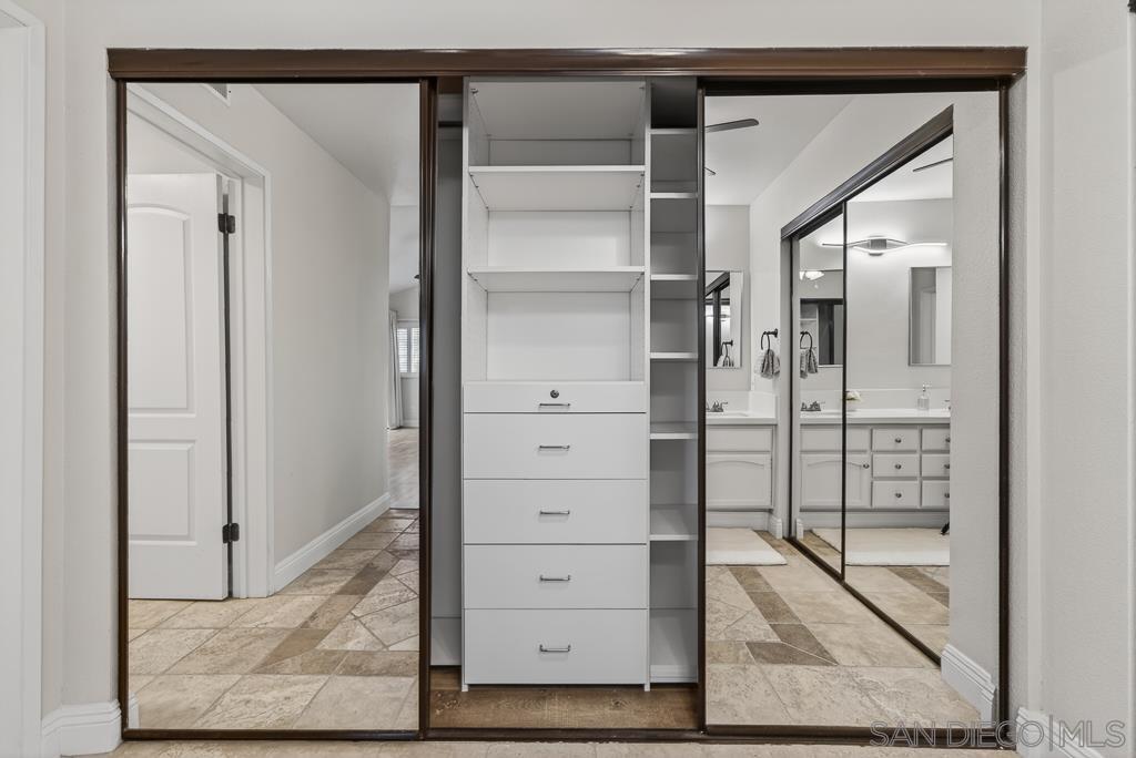 Detail Gallery Image 39 of 69 For 12242  Paseo Lucido  B, San Diego,  CA 92128 - 4 Beds | 3 Baths