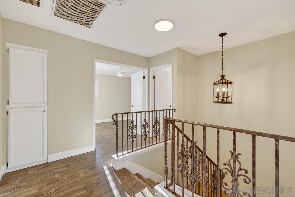 Detail Gallery Image 42 of 69 For 12242  Paseo Lucido  B, San Diego,  CA 92128 - 4 Beds | 3 Baths