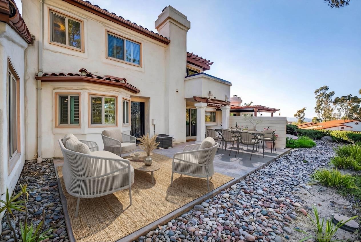 Detail Gallery Image 57 of 69 For 12242  Paseo Lucido  B, San Diego,  CA 92128 - 4 Beds | 3 Baths