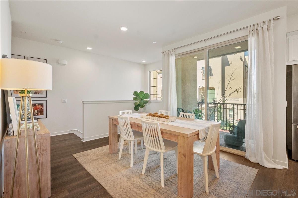 Detail Gallery Image 11 of 45 For 328  Paddle Ct, Santee,  CA 92071 - 3 Beds | 2/2 Baths