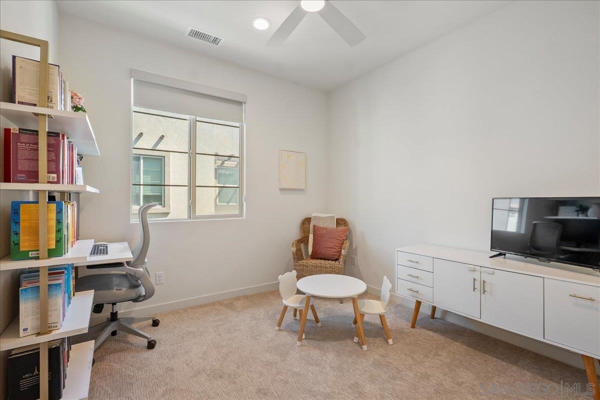 Detail Gallery Image 28 of 45 For 328  Paddle Ct, Santee,  CA 92071 - 3 Beds | 2/2 Baths