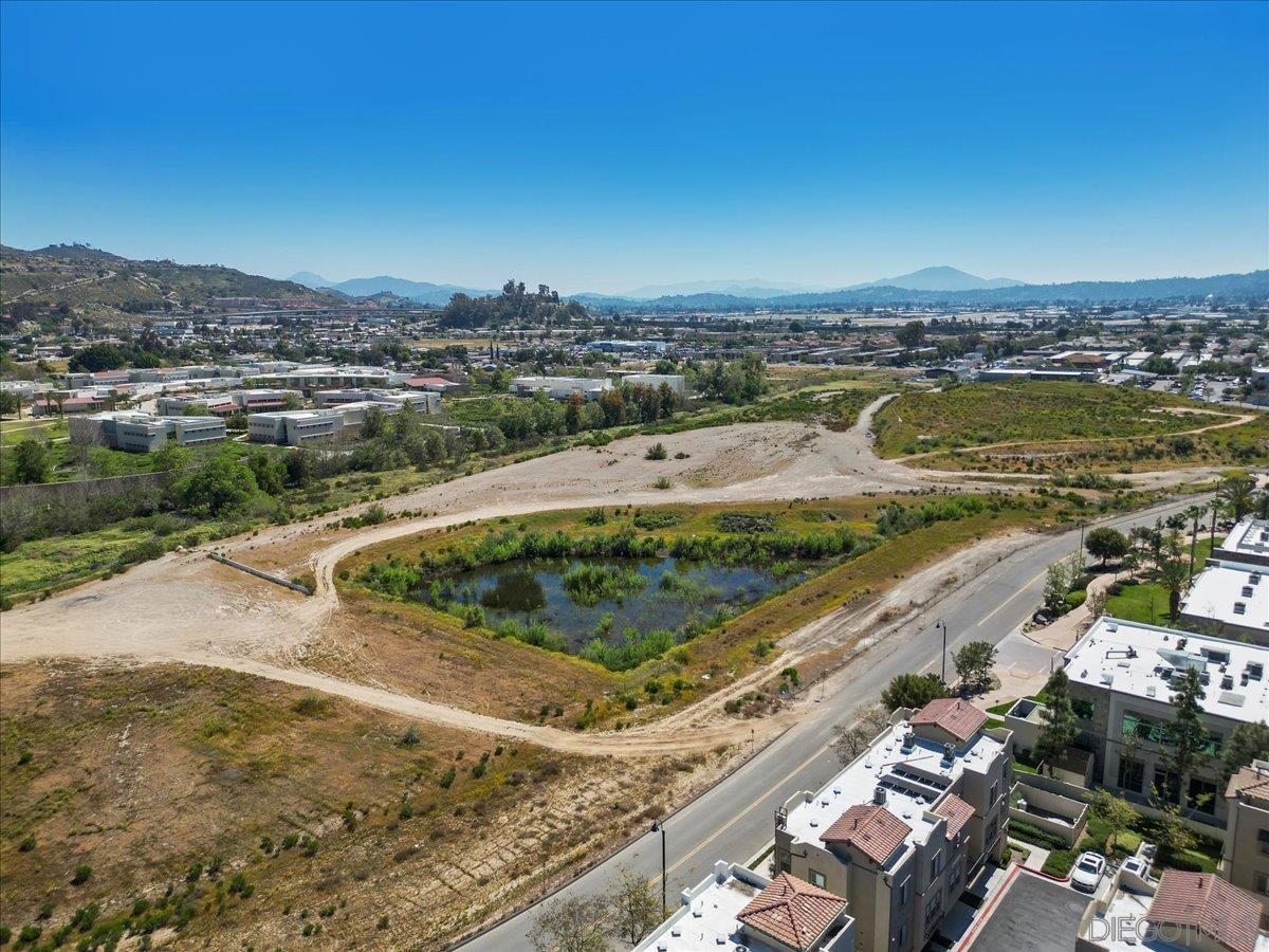 Detail Gallery Image 33 of 45 For 328  Paddle Ct, Santee,  CA 92071 - 3 Beds | 2/2 Baths