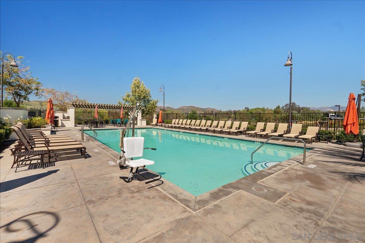 Detail Gallery Image 39 of 45 For 328  Paddle Ct, Santee,  CA 92071 - 3 Beds | 2/2 Baths