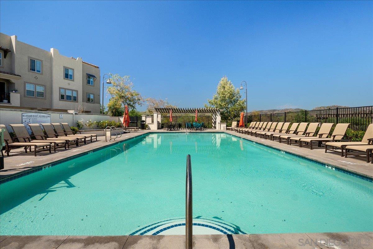 Detail Gallery Image 40 of 45 For 328  Paddle Ct, Santee,  CA 92071 - 3 Beds | 2/2 Baths