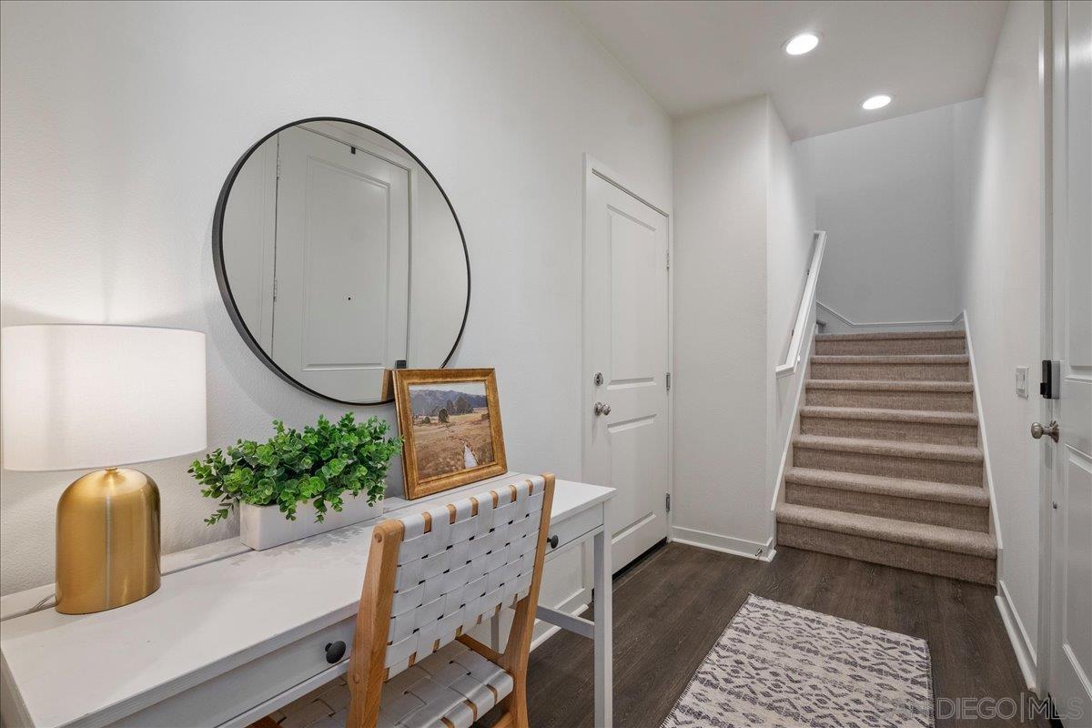 Detail Gallery Image 7 of 45 For 328  Paddle Ct, Santee,  CA 92071 - 3 Beds | 2/2 Baths