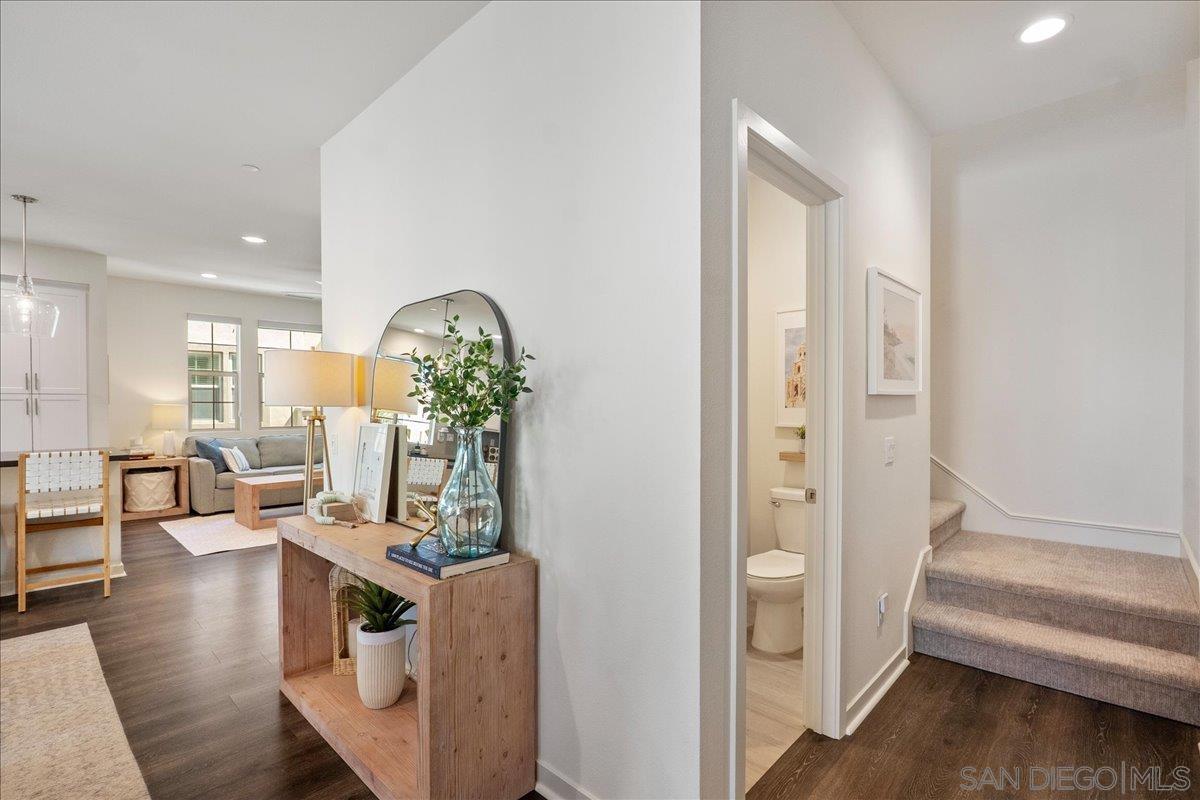 Detail Gallery Image 9 of 45 For 328  Paddle Ct, Santee,  CA 92071 - 3 Beds | 2/2 Baths