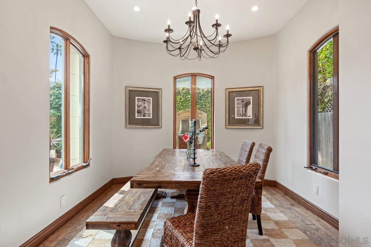 Detail Gallery Image 19 of 75 For 7964  Prospect Place, La Jolla,  CA 92037 - 5 Beds | 3/1 Baths