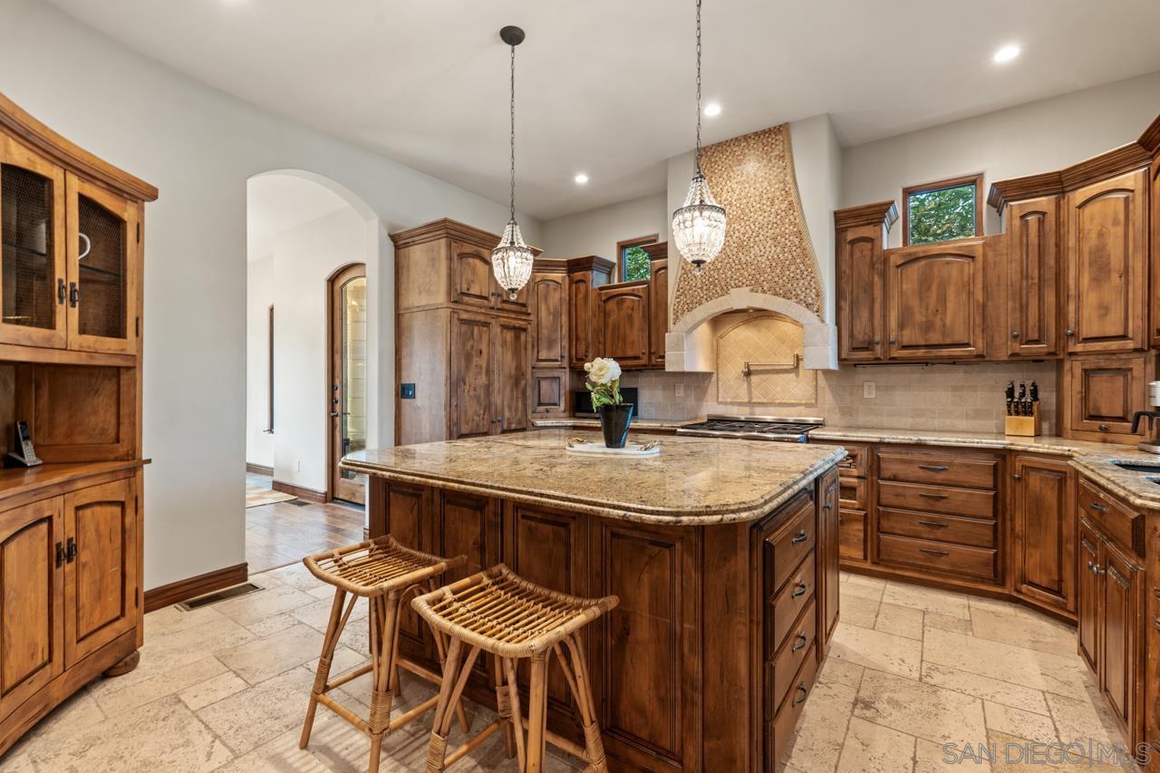 Detail Gallery Image 22 of 75 For 7964  Prospect Place, La Jolla,  CA 92037 - 5 Beds | 3/1 Baths