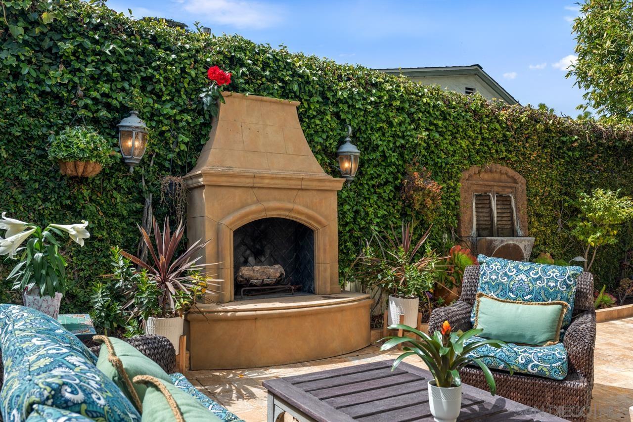Detail Gallery Image 29 of 75 For 7964  Prospect Place, La Jolla,  CA 92037 - 5 Beds | 3/1 Baths