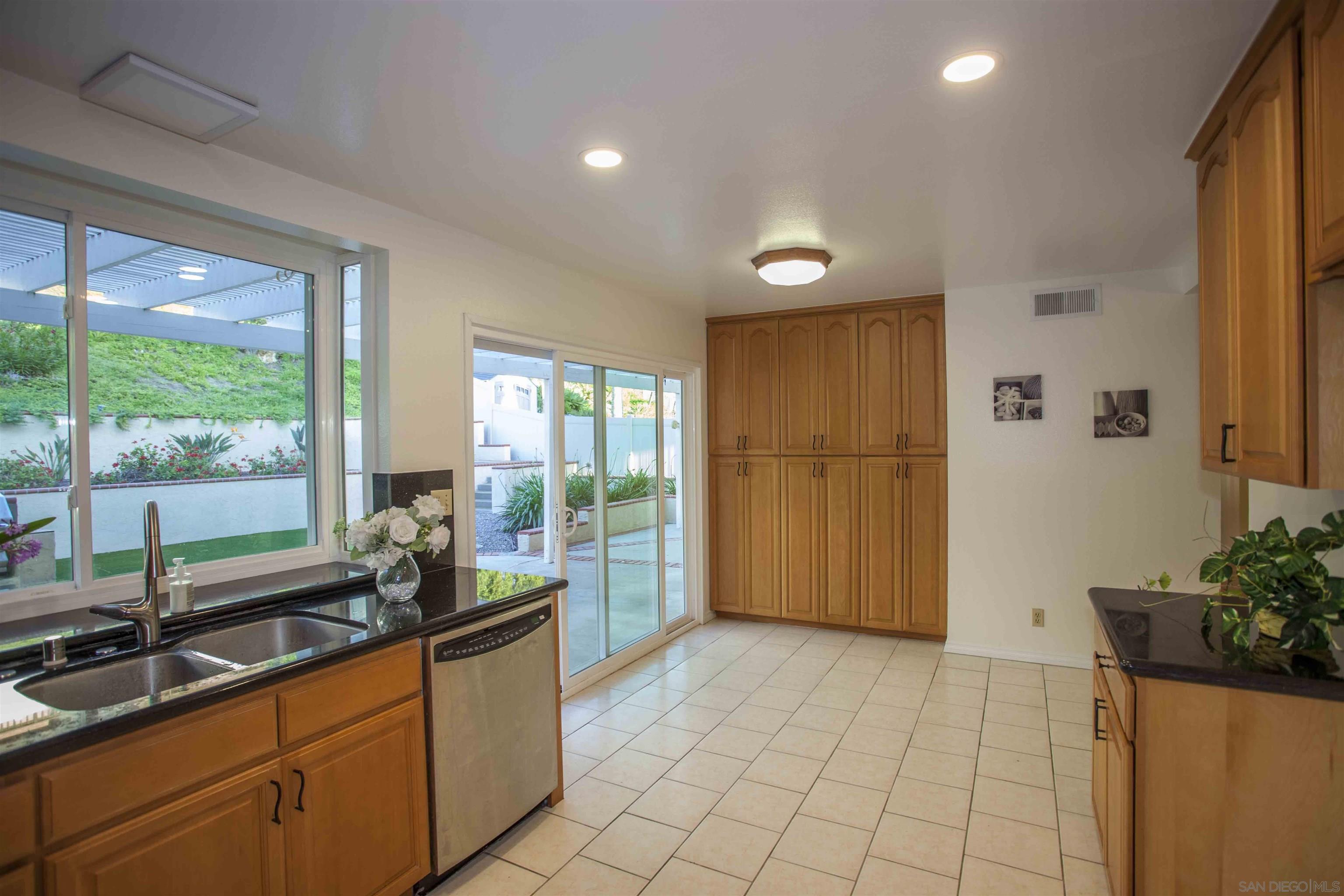 Detail Gallery Image 24 of 56 For 13449  Appalachian, San Diego,  CA 92129 - 5 Beds | 2/1 Baths