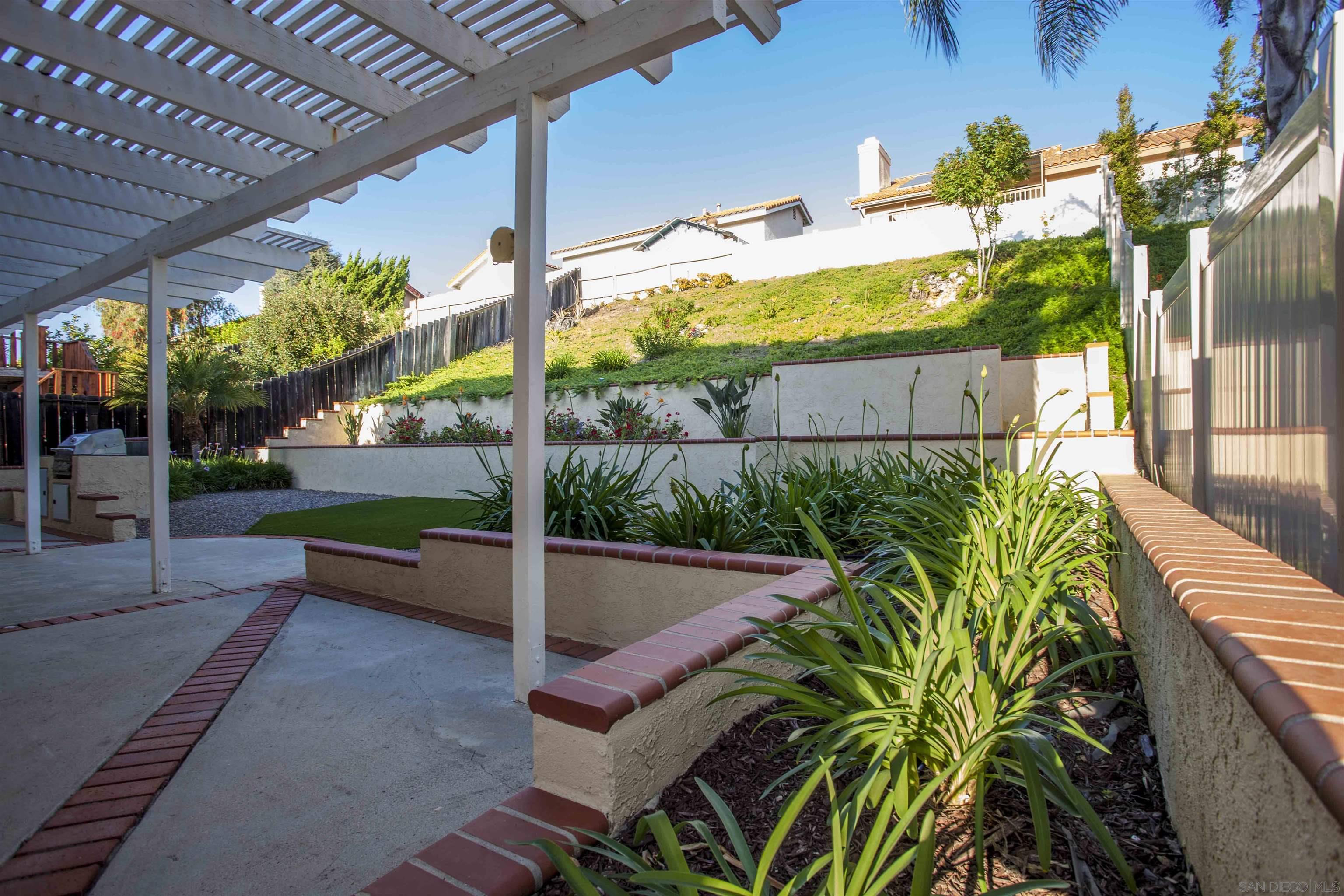 Detail Gallery Image 41 of 56 For 13449  Appalachian, San Diego,  CA 92129 - 5 Beds | 2/1 Baths