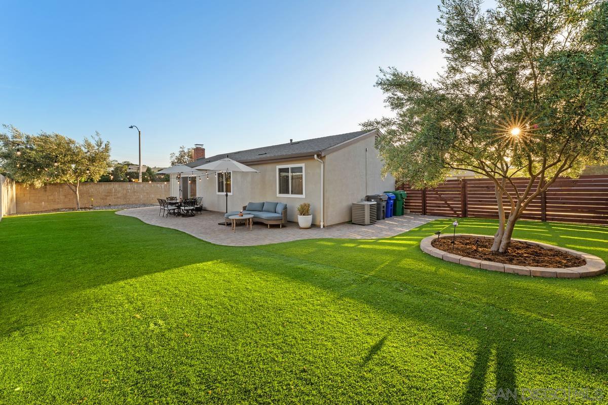 Detail Gallery Image 14 of 41 For 8810  Wigwam Ct, Santee,  CA 92071 - 3 Beds | 2 Baths