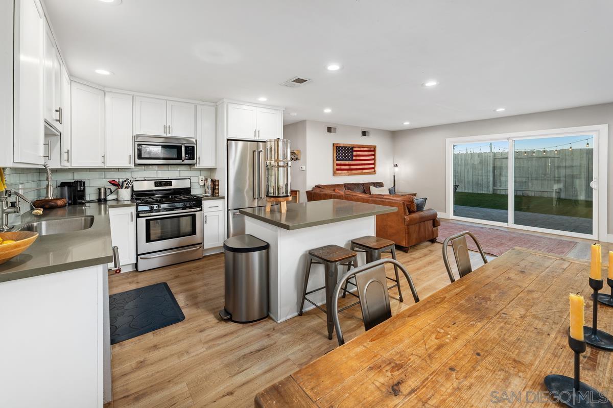 Detail Gallery Image 23 of 41 For 8810  Wigwam Ct, Santee,  CA 92071 - 3 Beds | 2 Baths