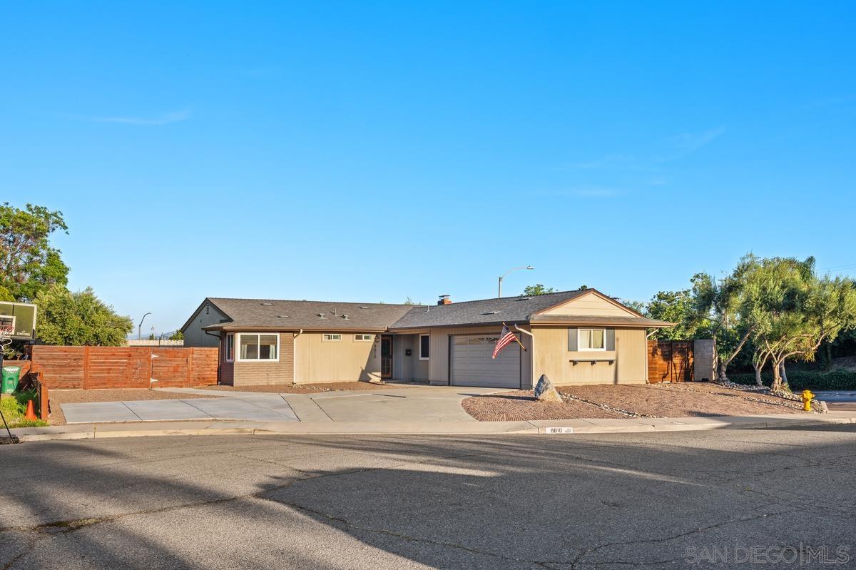 Detail Gallery Image 7 of 41 For 8810  Wigwam Ct, Santee,  CA 92071 - 3 Beds | 2 Baths